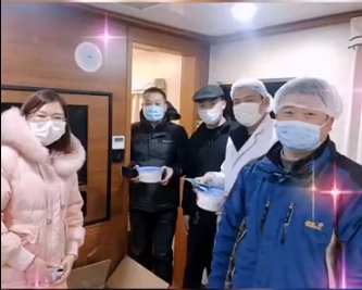 如意餛飩常州薛家新怡華店昨晚為治安管理人員、高速路口、路邊卡口、醫(yī)院送去熱...