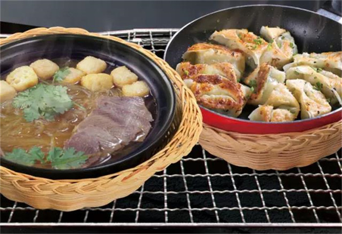 如意餛飩：餛飩這么吃太有創意了，鮮香酥脆，滿滿的驚喜
