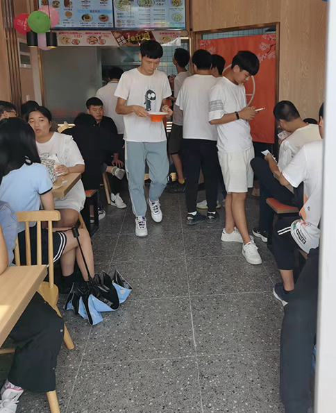 熱烈祝賀湖北黃岡如意餛飩黃科何家湖校區(qū)店盛大開業(yè)！